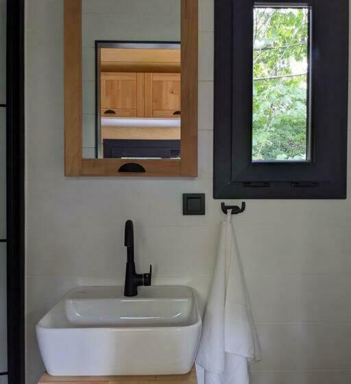 Jungle Wagon Ecovillage Hainburg