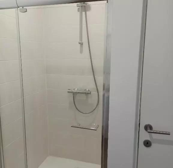 Loft Cosi à Proximité Du Centre Géographique Belge