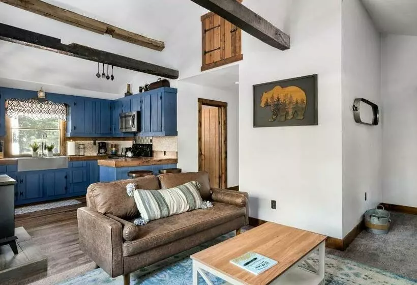 River Access Cabin W Hot Tub Kayaks Wifi Grill