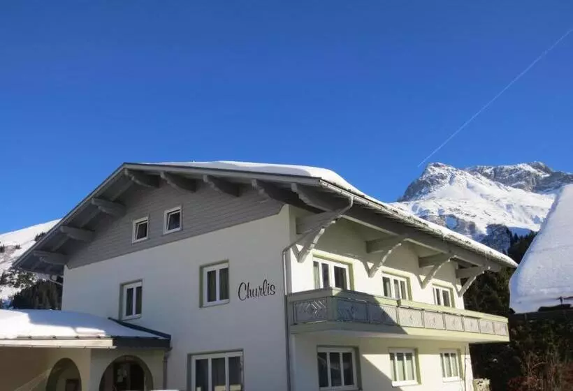 Bed and Breakfast Haus Churlis