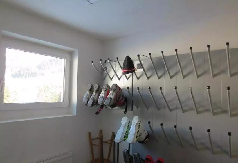 Bed and Breakfast Haus Churlis