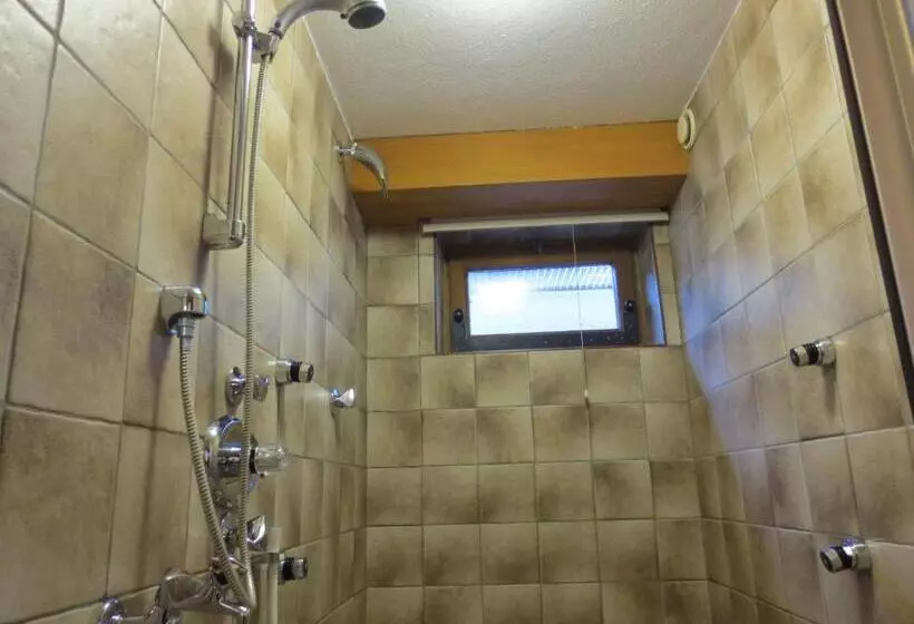 Bed and Breakfast Haus Churlis