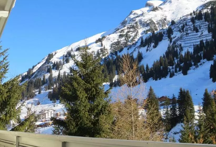 Bed and Breakfast Haus Churlis