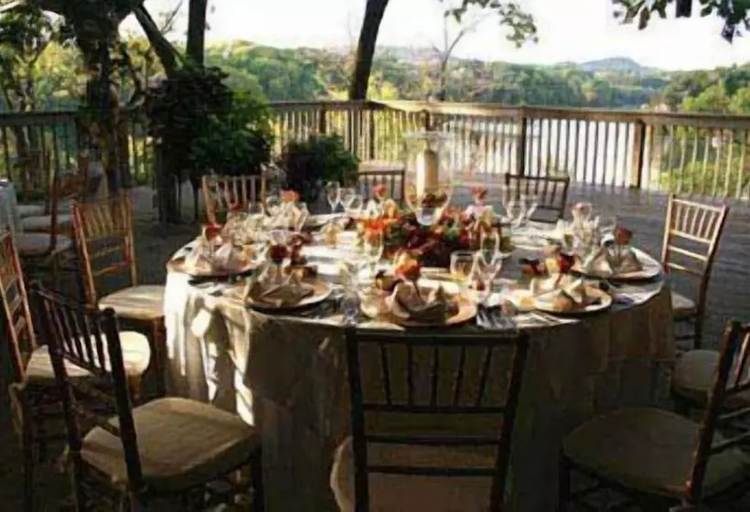 Eagle Ridge Resort And Spa