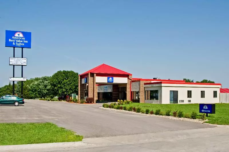 בית מלון כפרי Americas Best Value Inn & Suites Hesston