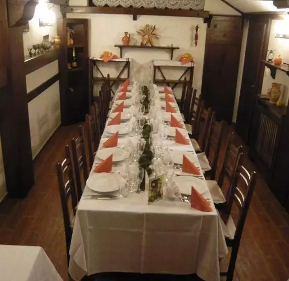 ホテル Crisana Arad