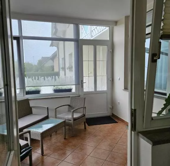 هتل Dežman Apartments & Rooms