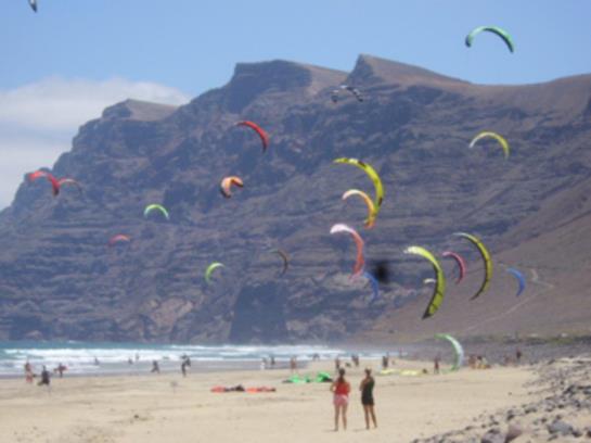 ホテル Famara Clandestino Surf