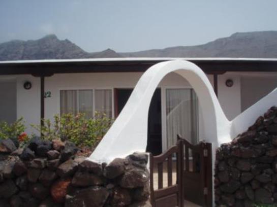 ホテル Famara Clandestino Surf