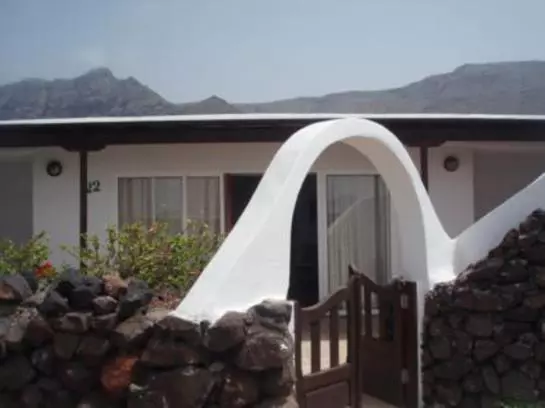 ホテル Famara Clandestino Surf