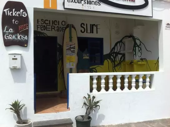 ホテル Famara Clandestino Surf