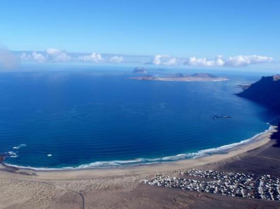 ホテル Famara Clandestino Surf