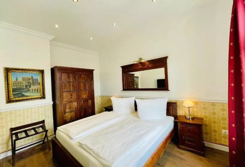 هتل Garden Living Boutique