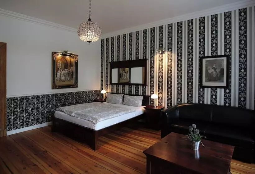 هتل Garden Living Boutique