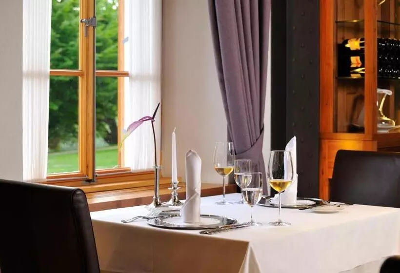 هتل Grad Otočec   Relais Chateaux