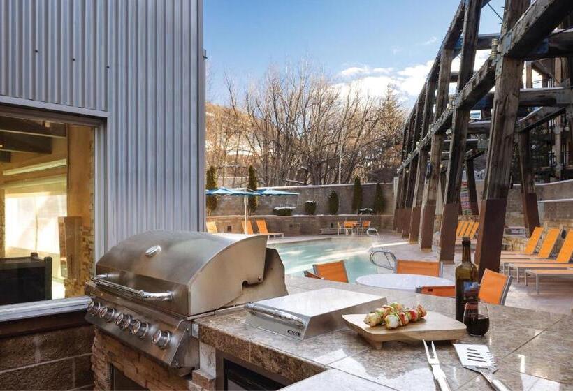 בית מלון כפרי Marriott's Summit Watch