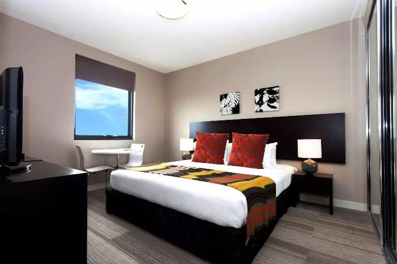 Отель Quest Mascot