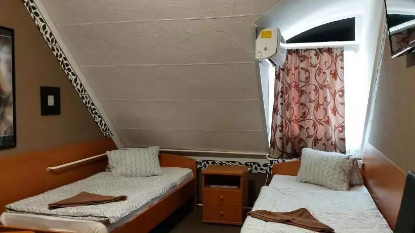 Hotell Romantik étterem Panzió