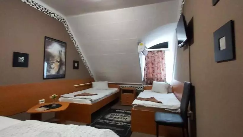 Hotell Romantik étterem Panzió