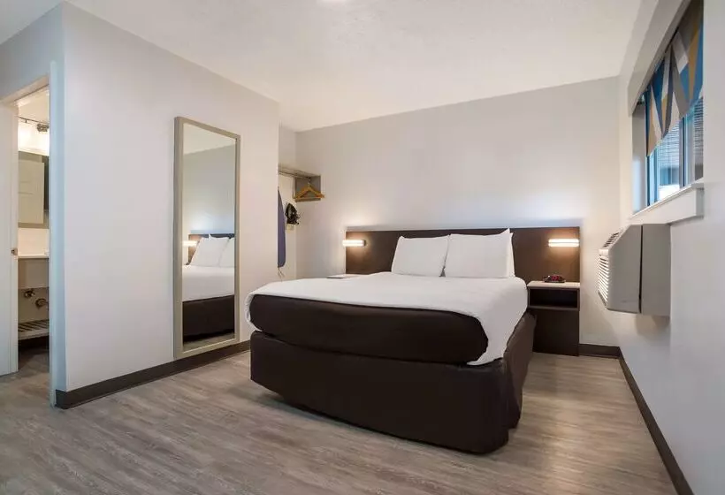 ホテル Suburban Studios Biloxi North Area