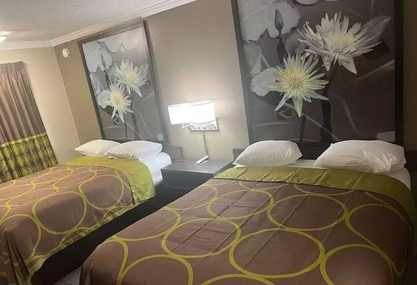 Отель Super 8 By Wyndham Picayune