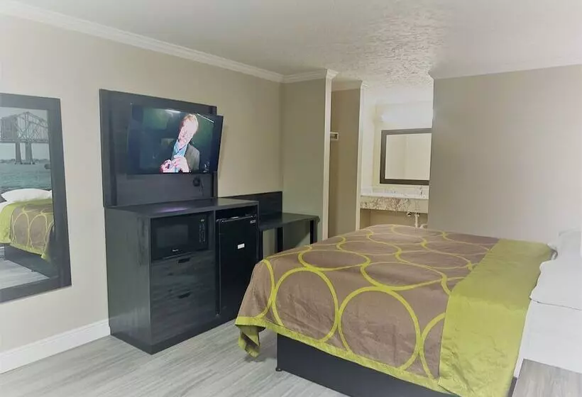 Отель Super 8 By Wyndham Picayune