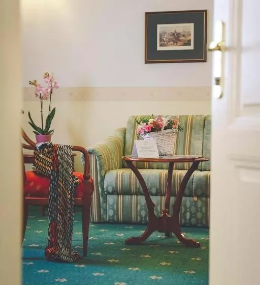 酒店 Szidónia Castle