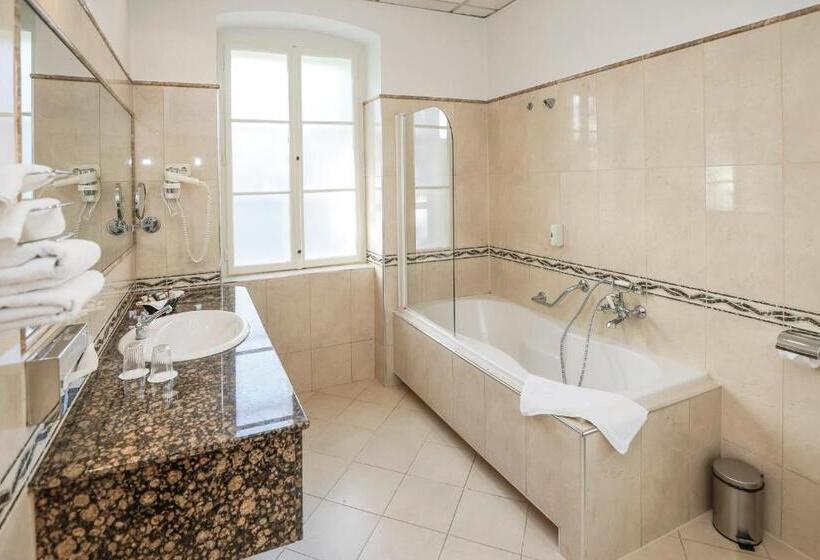 호텔 Szidónia Castle