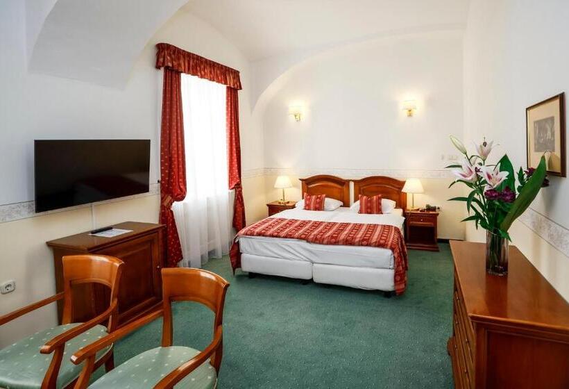 호텔 Szidónia Castle