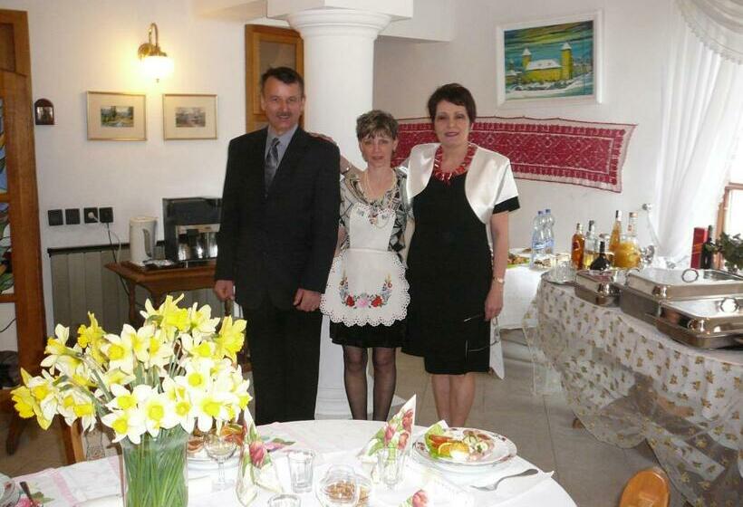 ホテル Torkolat Panzió