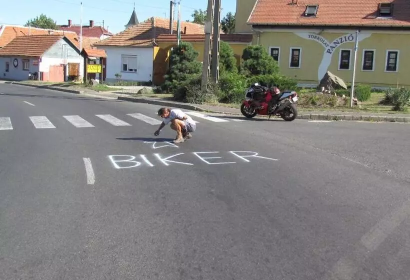 호텔 Torkolat Panzió