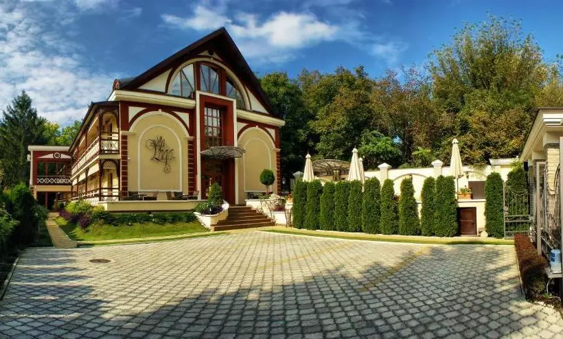 هتل Garni  Vila Lago