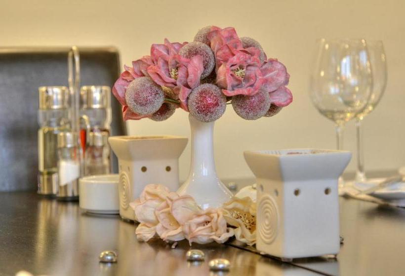 هتل Garni  Vila Lago