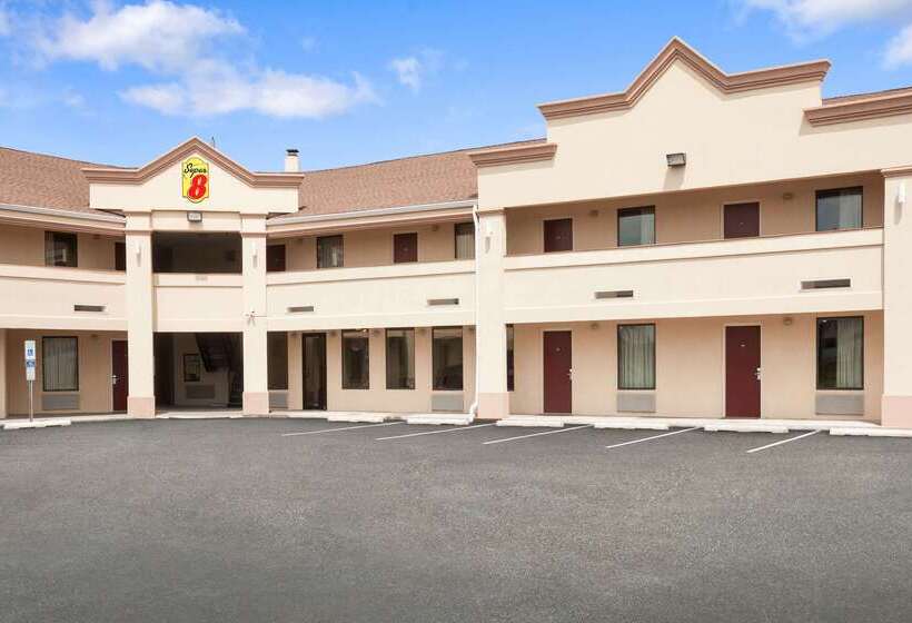 Мотель Super 8 By Wyndham Rahway/newark