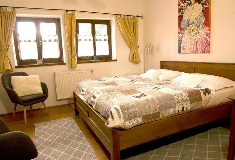 پانسیون Penzion Martinov Dvor