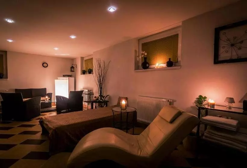 پانسیون Penzion Raimund