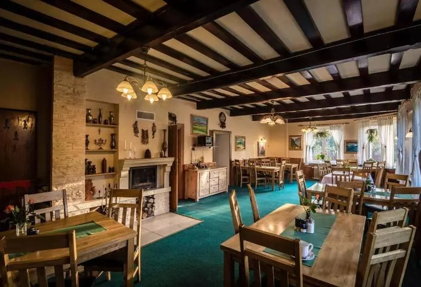 پانسیون Penzion Raimund