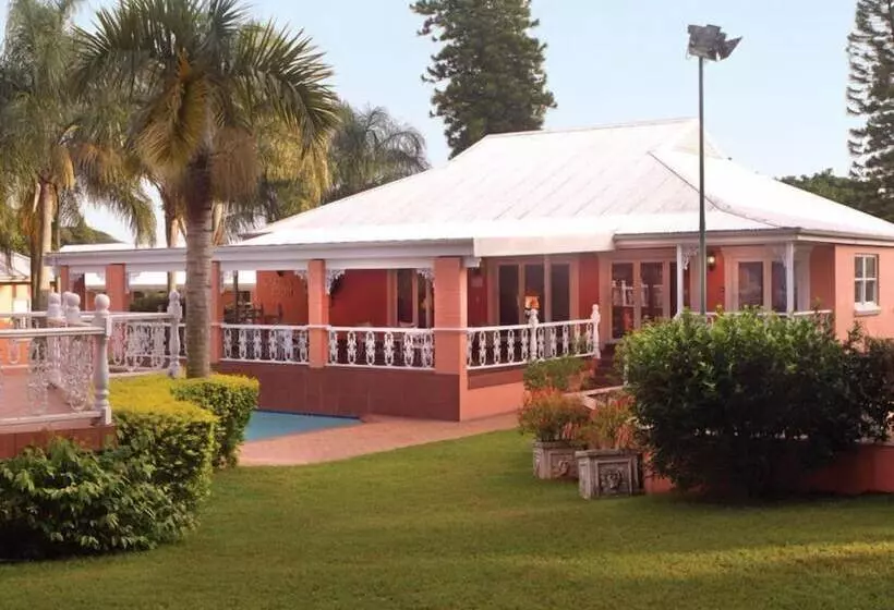 פנסיון Sicas Guest House