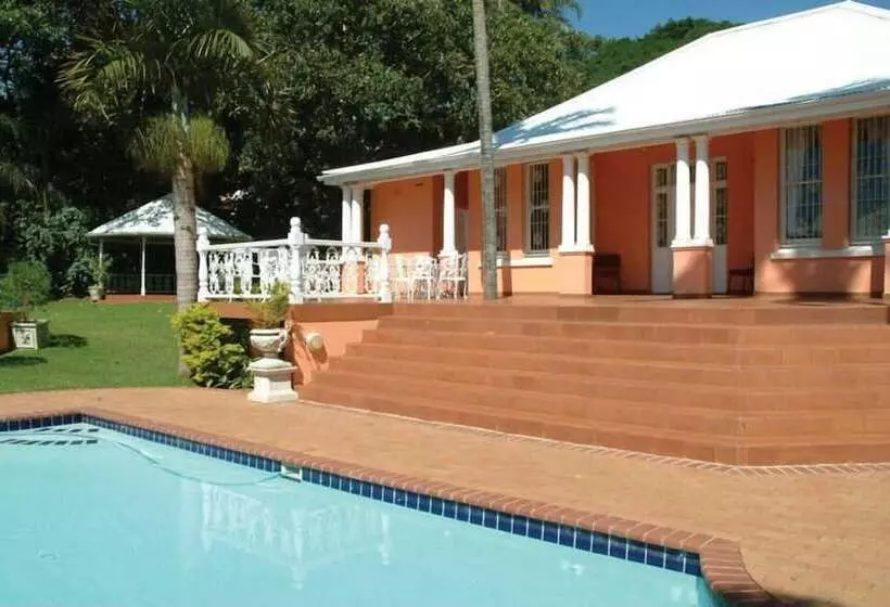 פנסיון Sicas Guest House