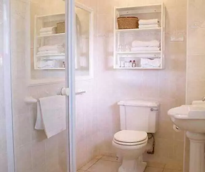 פנסיון Sicas Guest House