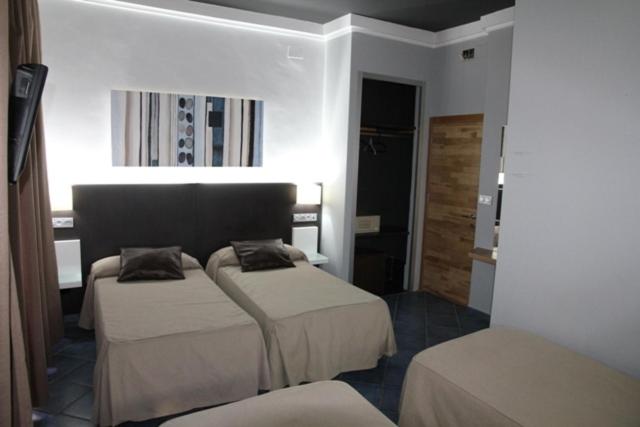 هاستل Hostal Plaza Ruiz