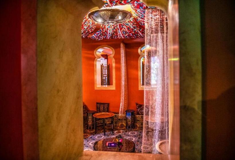 Mesés Shiraz Hotel Superior Adults Only