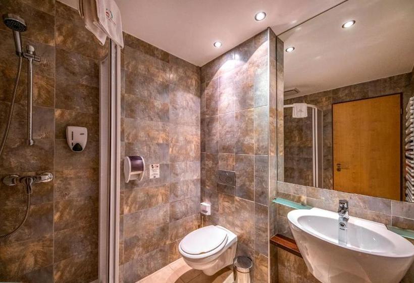 Termál Kemping Apartmanok és Bungalók