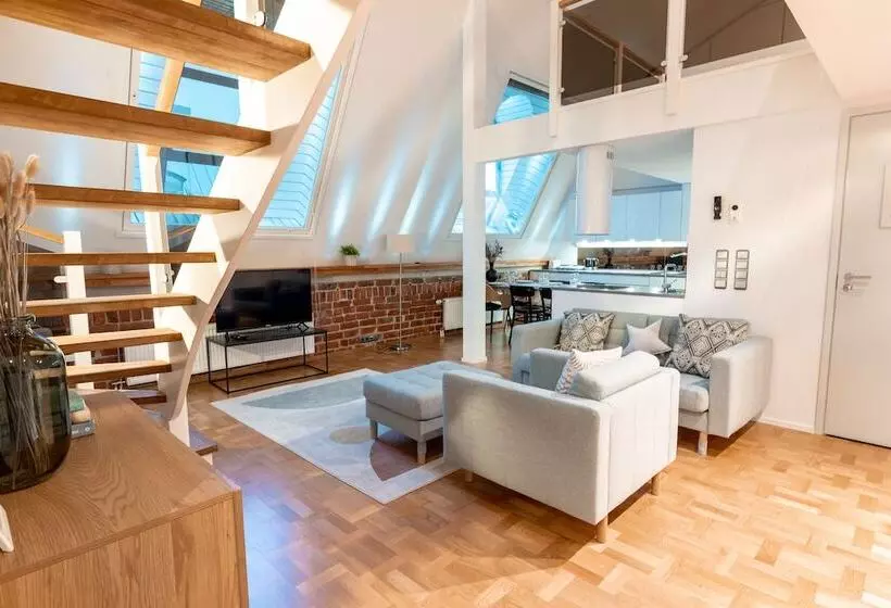 2ndhomes Luminous & Modern 107m2 Penthouse In Kruununhaka