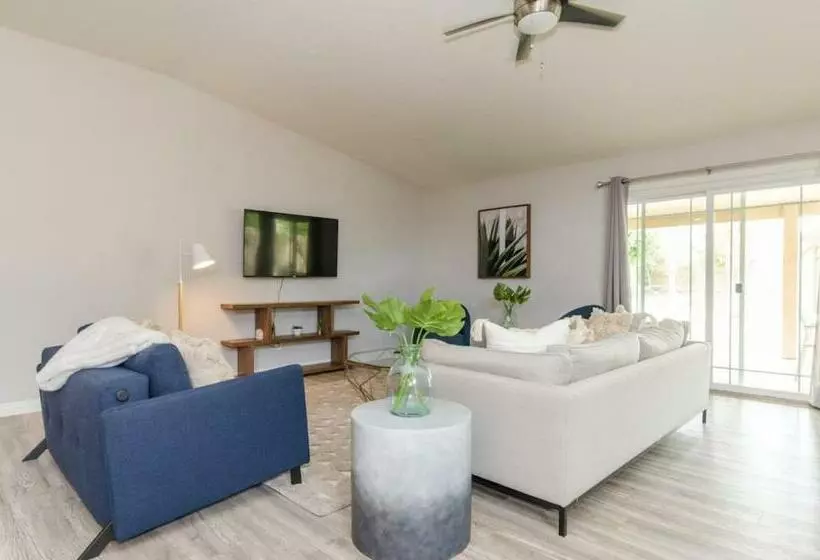 Antigua By Avantstay Amazing 5br Villa 5min Drive To Coachellastagecoach