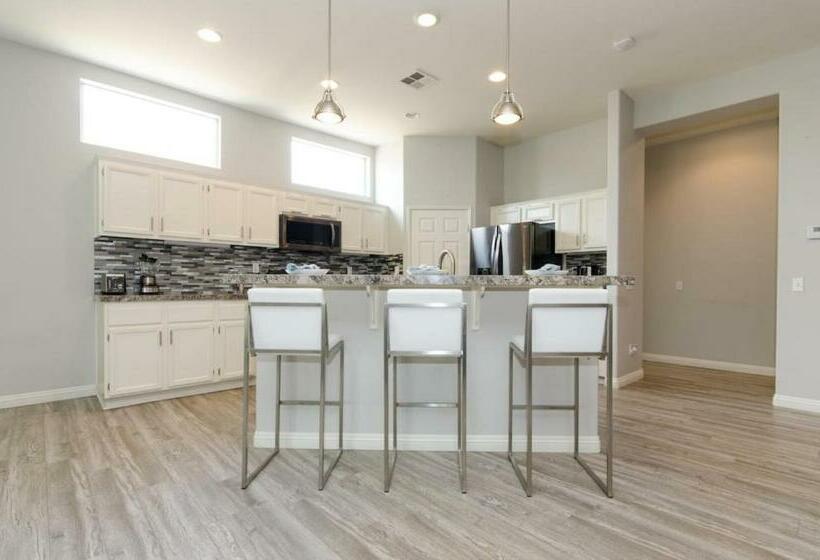 Antigua By Avantstay Amazing 5br Villa 5min Drive To Coachellastagecoach