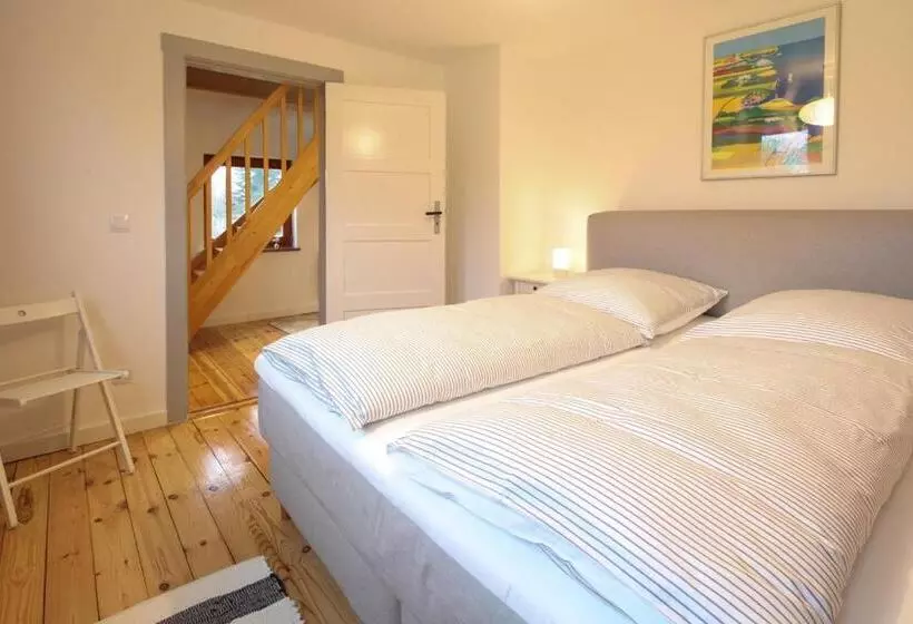 Ferienhaus Seeschwalbe Mit Großem Garten