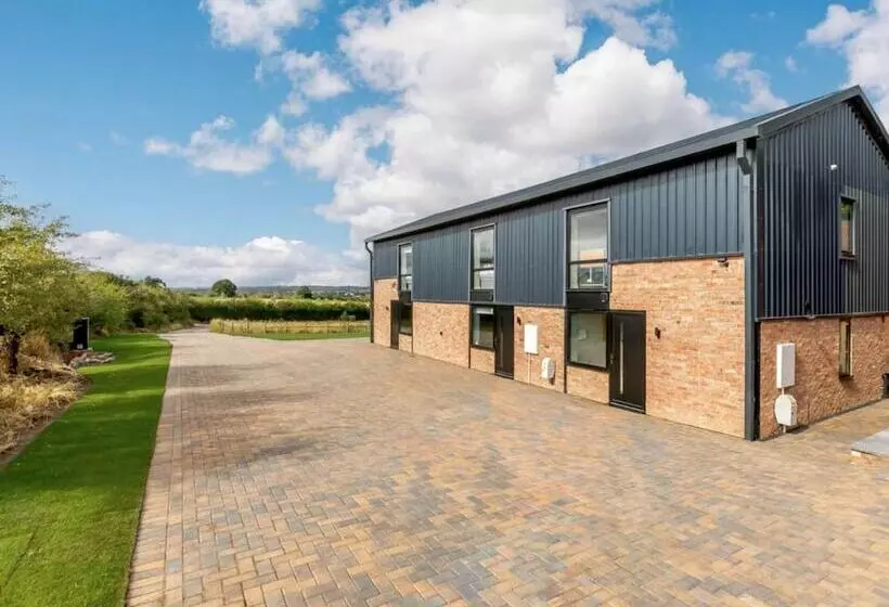 Roe Cottage Disabled Adapted 2 Bed Cottage