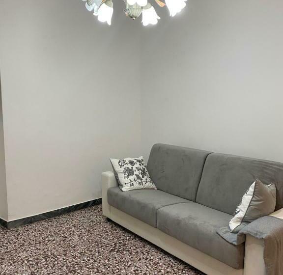 Casa Adorna Appartamento A Cupra Marittima A 300 Metri Dal Mare