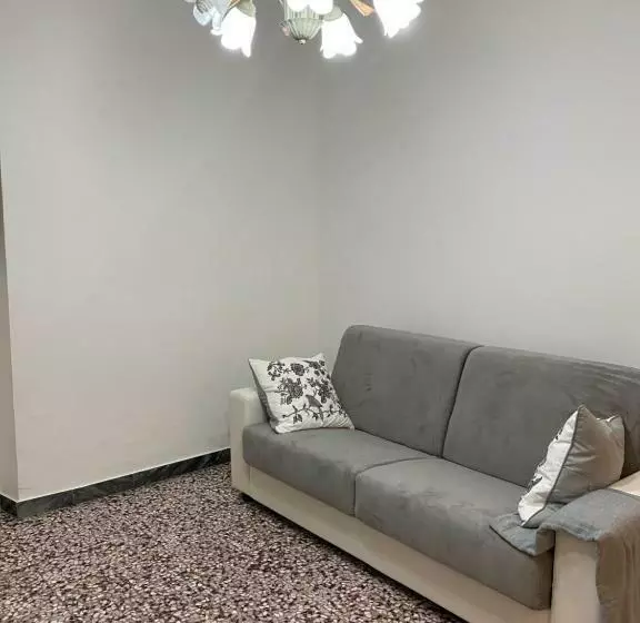 Casa Adorna Appartamento A Cupra Marittima A 300 Metri Dal Mare